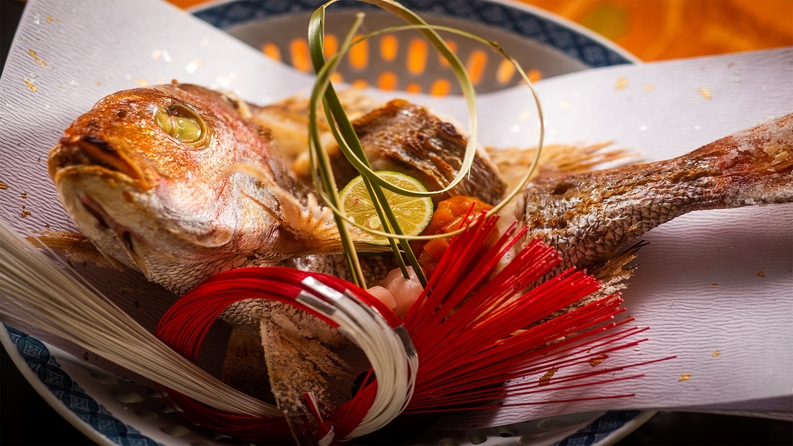 【お祝いプラン−近江牛特選会席−】＜尾頭付き焼き鯛＞想い出に残る料理と過ごす、特別な記念日——
