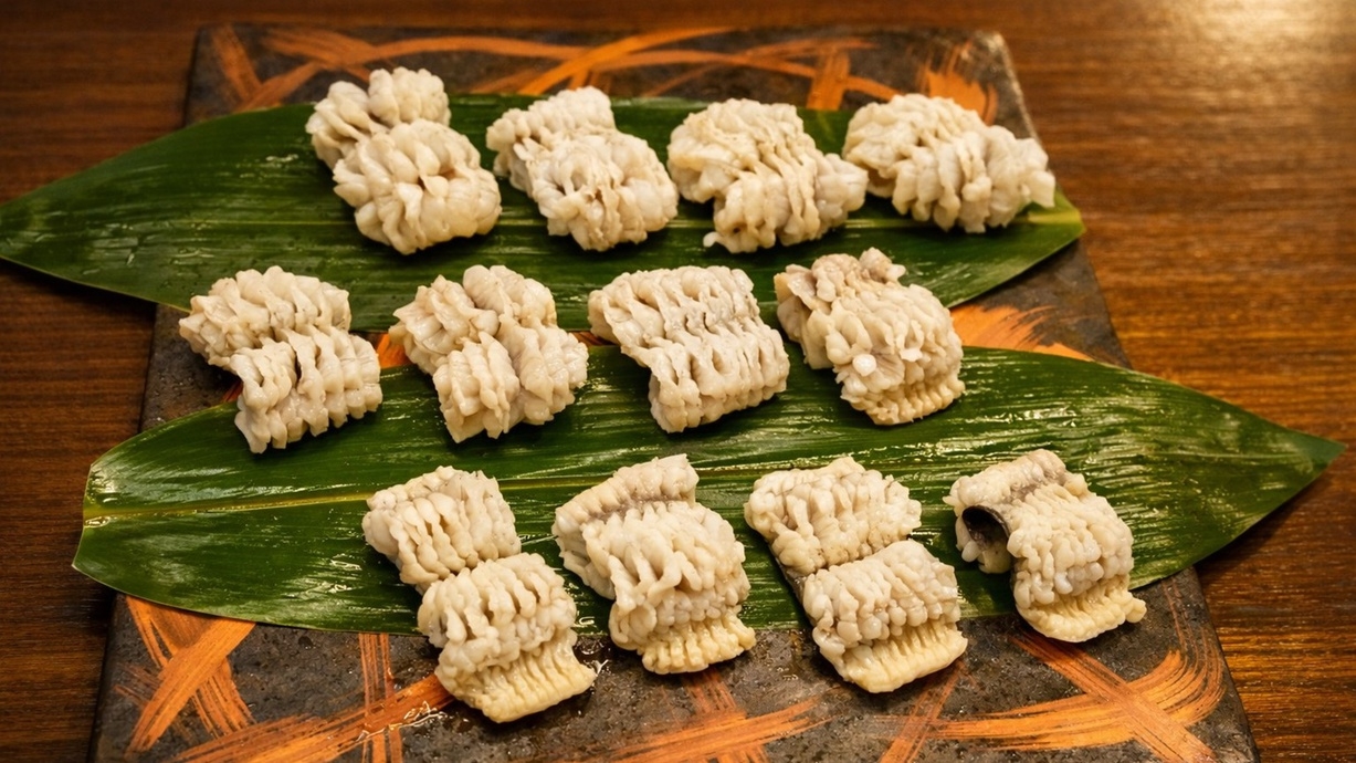【う鍋会席】香ばしい鰻を澄んだ出汁で味わう滋味深い逸品 — 京都山椒で味わう大人の贅沢