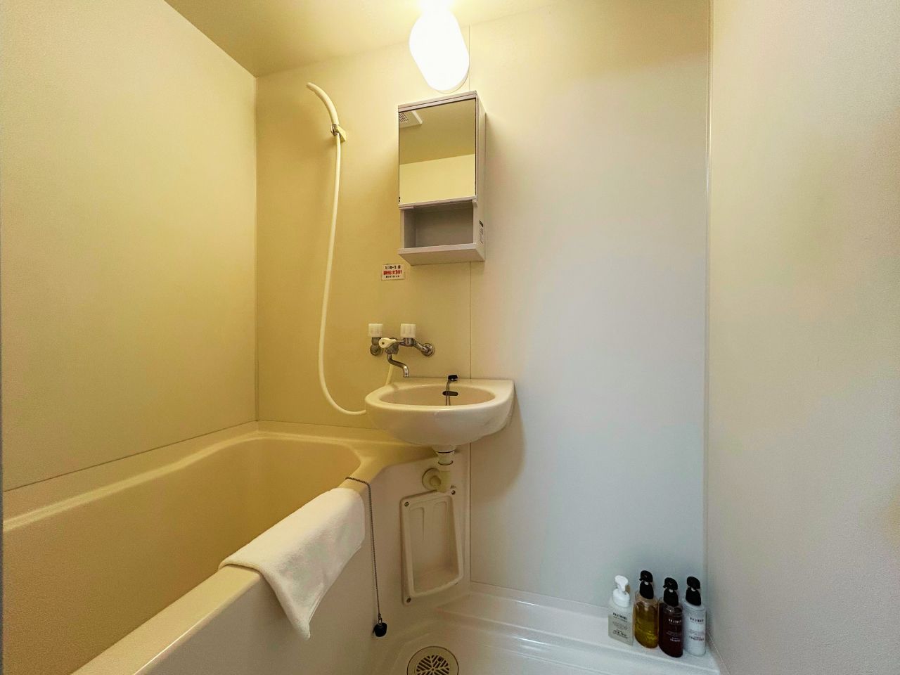 【ダブルルーム】お風呂とトイレが分かれたセパレートタイプ