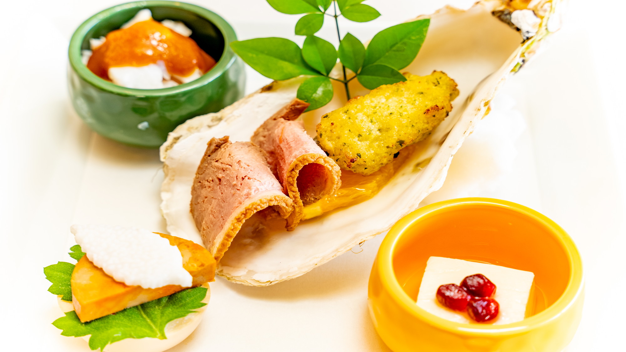 【夕食】会席の幕開けを彩る、先付をご用意しております