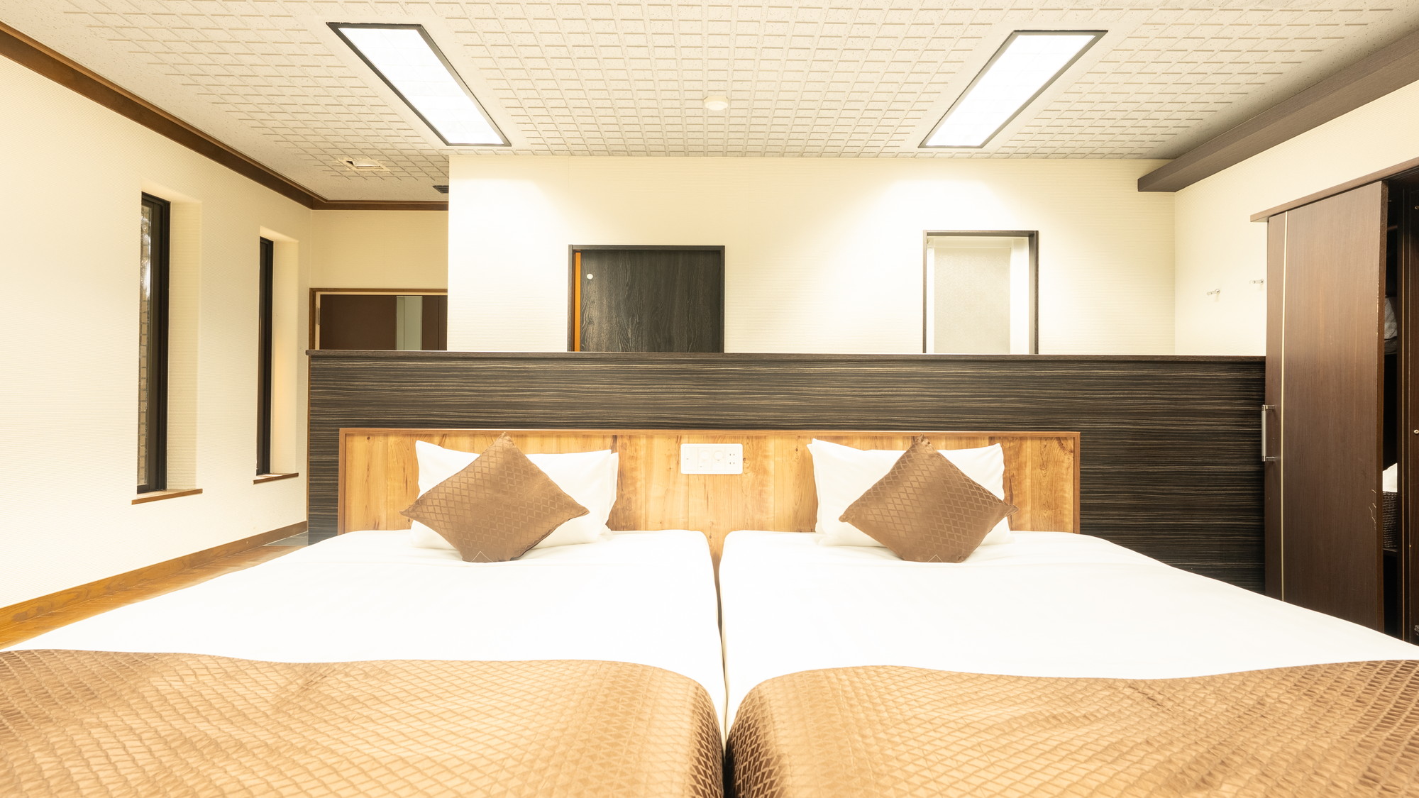 【和モダンジュニアスイート】４５平米　客室露天風呂付【喫煙可】
