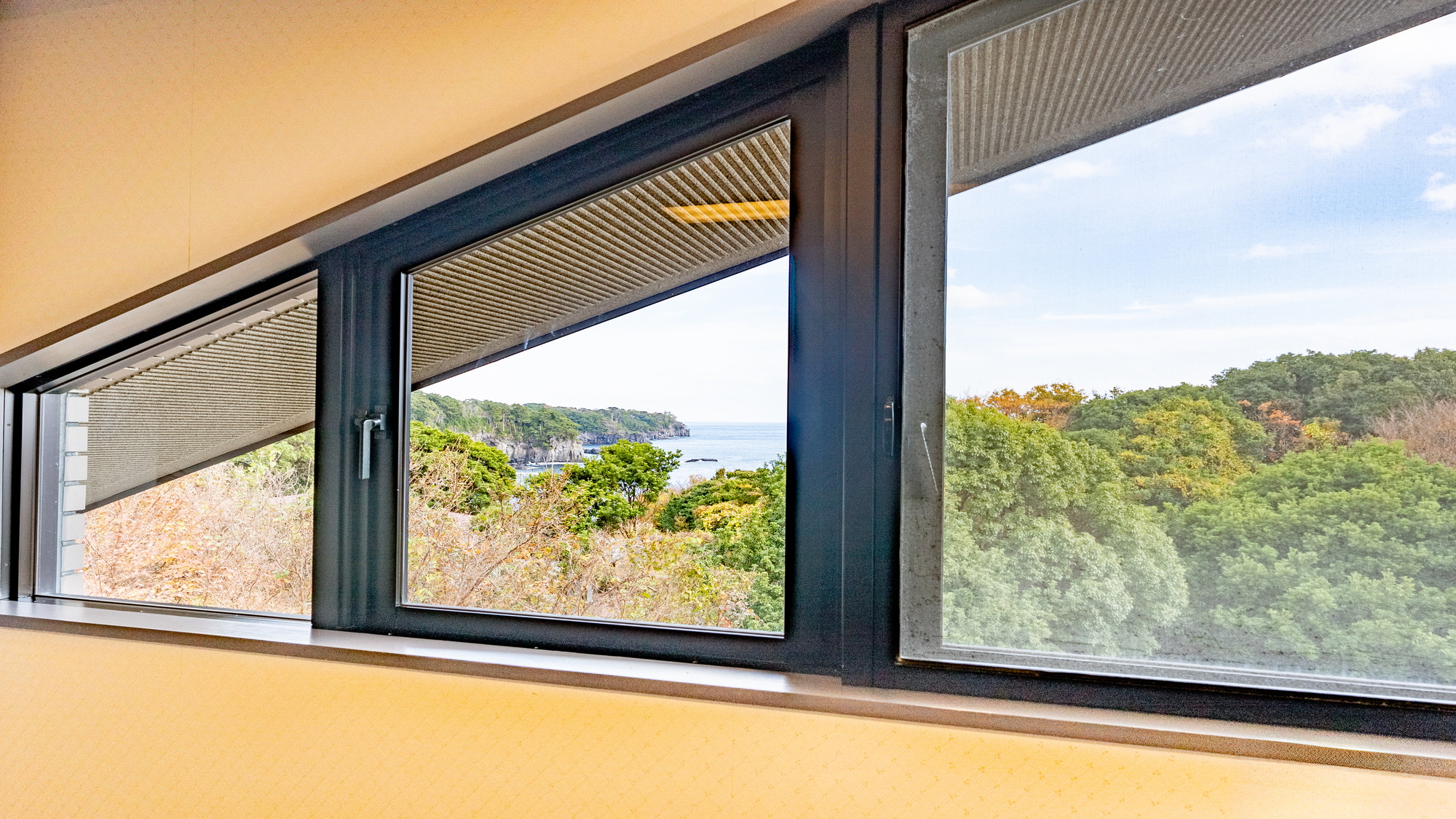 【和モダンコーナー洋室】３０平米　オーシャンビュー【禁煙】