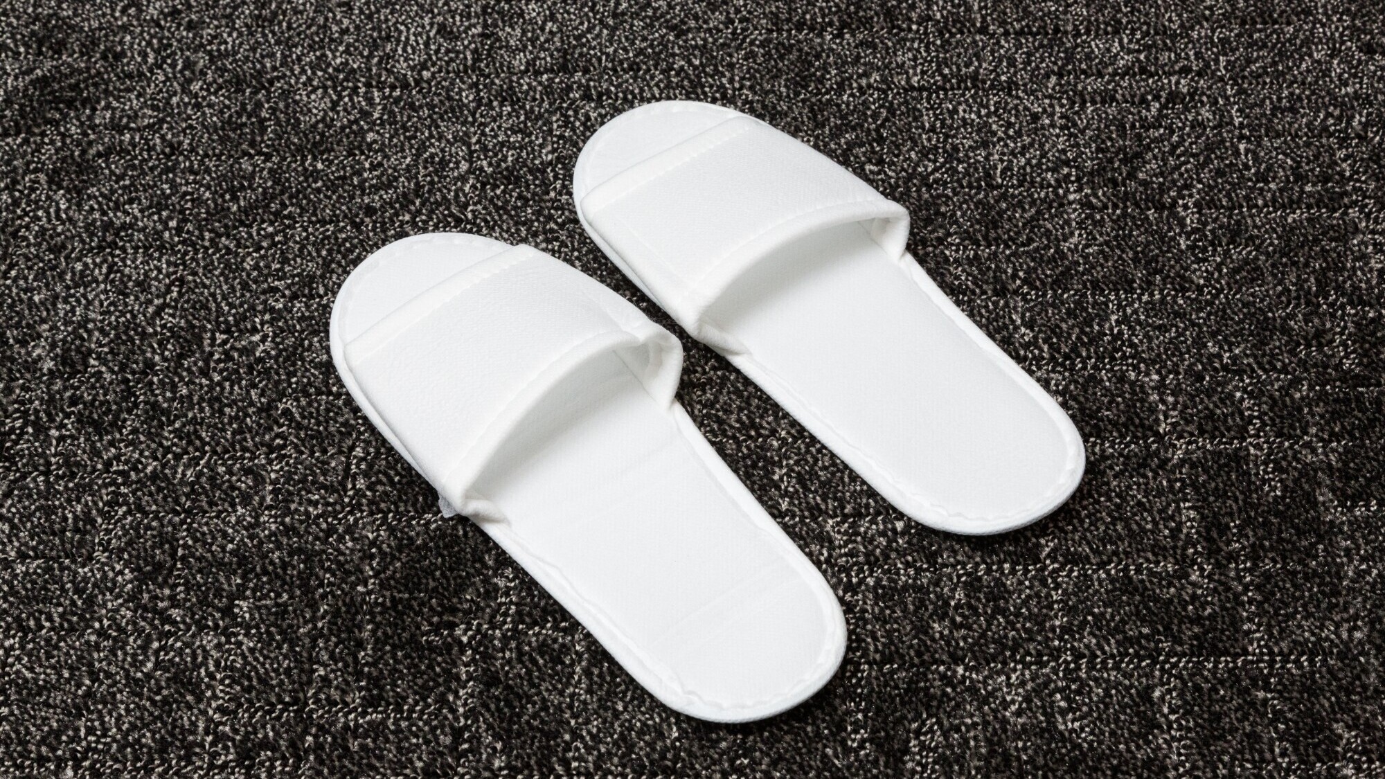 【客室内備品】使い捨てスリッパ