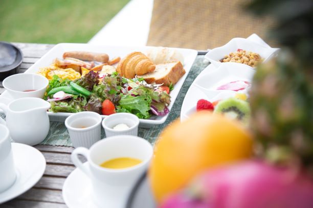 【朝食付きプラン】清々しい朝空を眺めながら優雅なお食事を