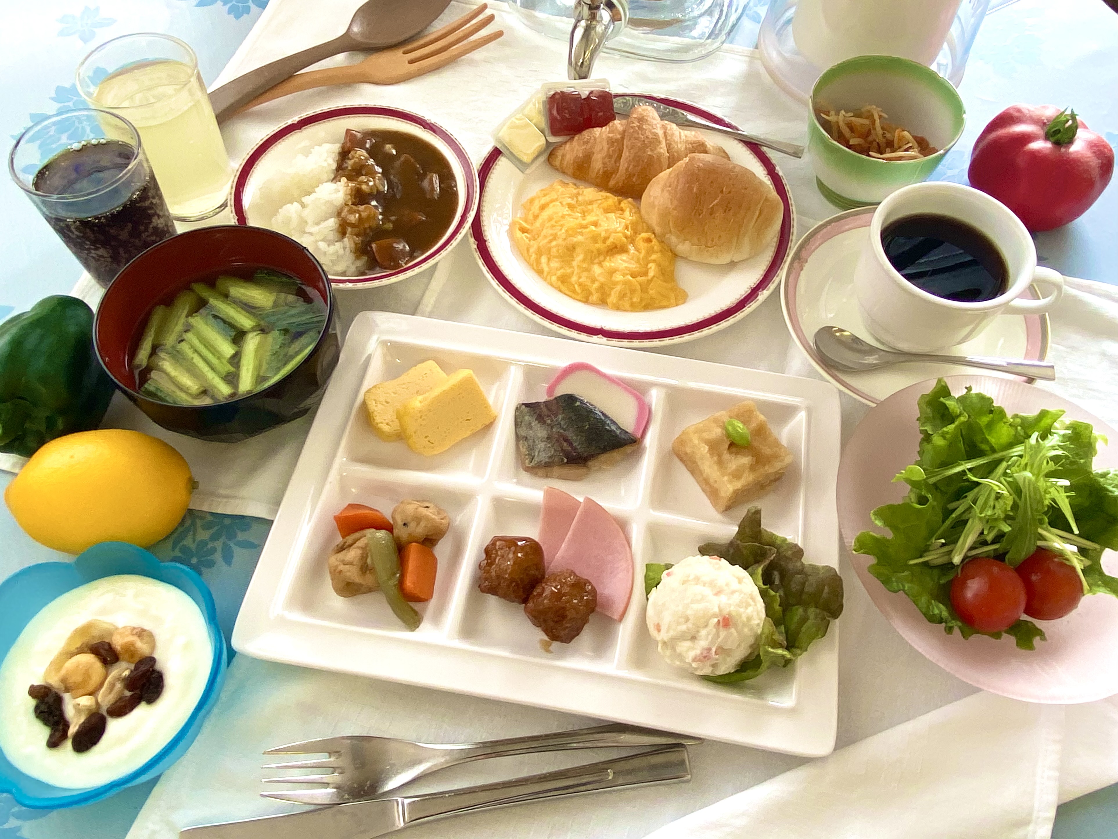 朝食盛り付け例