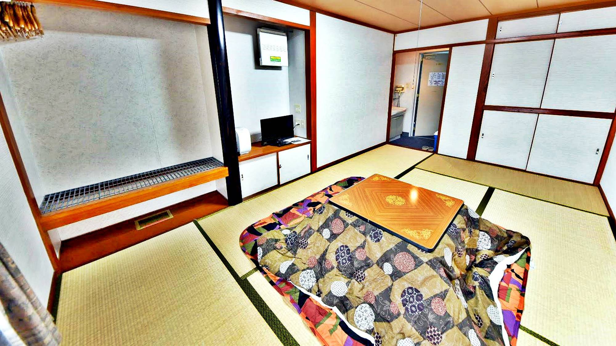 【本館】和室（洗面台付/大浴場・各階トイレ共同）