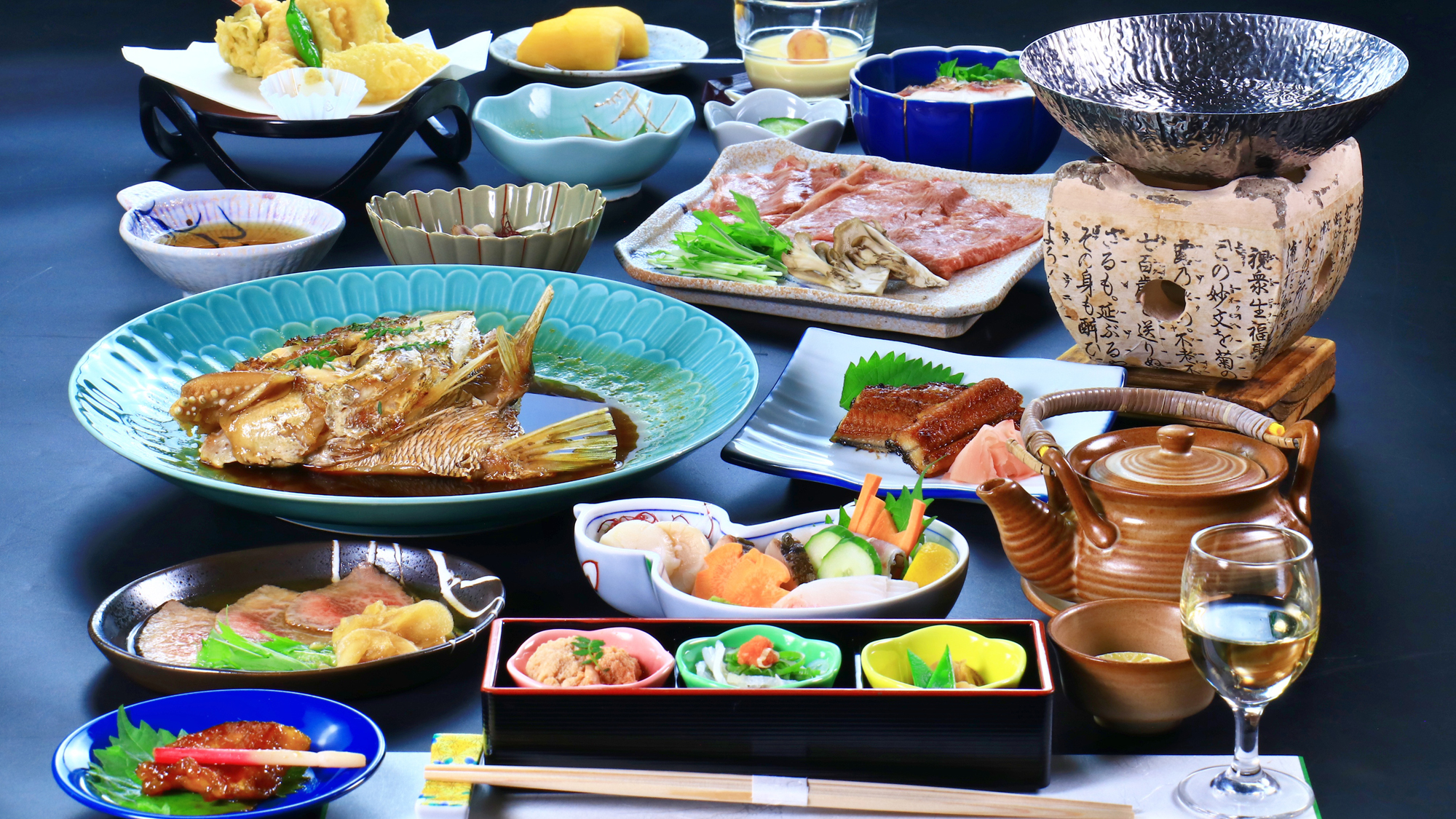 【食事（夕食）】海の幸山の幸－瀬戸内の海と山の恵みを贅沢に味わう会席コース。旬、響きあう。海と山の贅