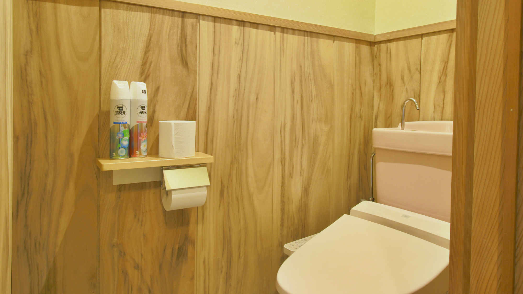 【客室】和室10畳（バス・トイレ付き）