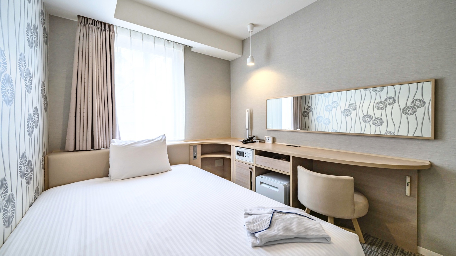 【スタンダードプラン】☆スランバーランドベッド設置☆浜松町駅4分、大門駅2分、羽田空港は18分