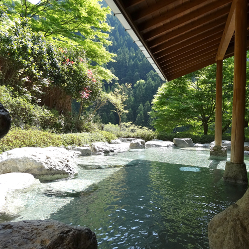 ■露天風呂一例■解放感満点！天気が良ければ満天の星空がすぐそばに♪ 