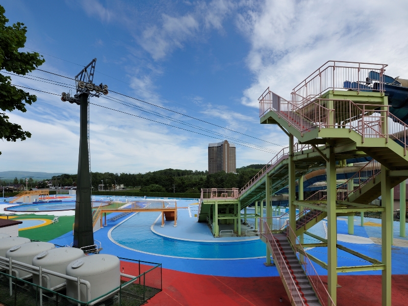 スーパージャンボプール（ルスツリゾート遊園地内）