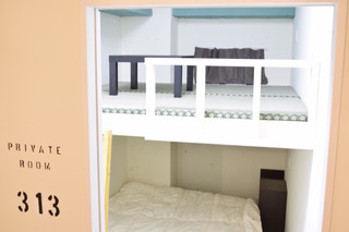 個室Wルーム（ロフト付き）