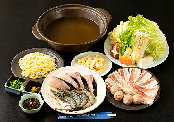 【ソフトドリンク飲み放題付き】5つのコースから選べる夕食食べ放題付プラン♪天然温泉も♪【2食付】