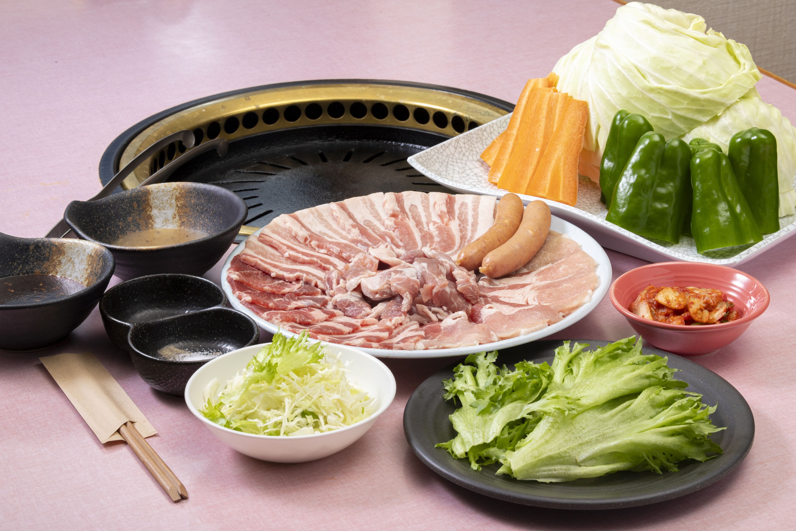 5つのコースから選べる夕食食べ放題付プラン♪天然温泉も♪【2食付】