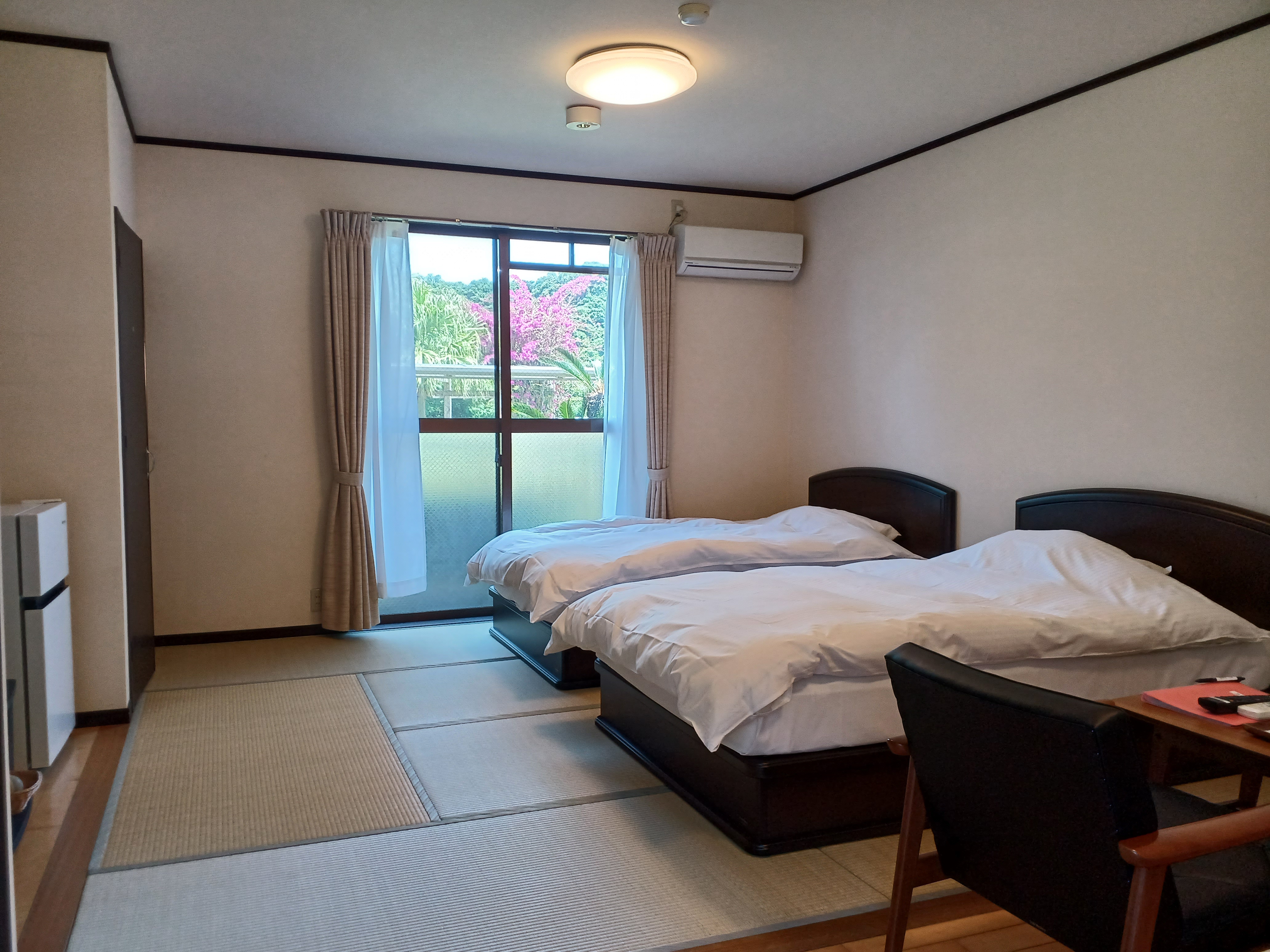 和室ベット（玄関側）