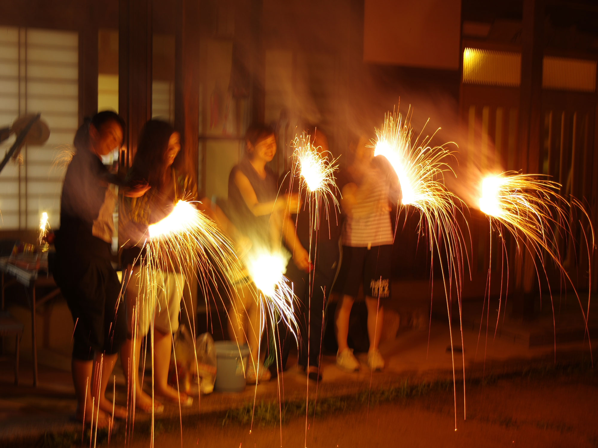 夏は花火