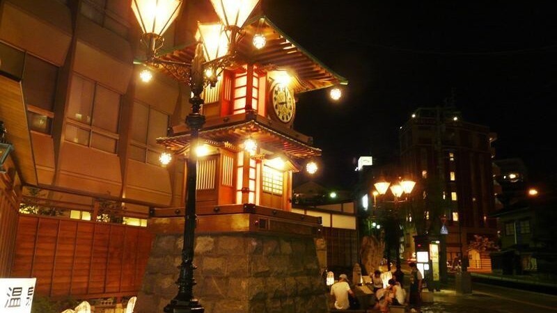 坊っちゃんカラクリ時計  放生園