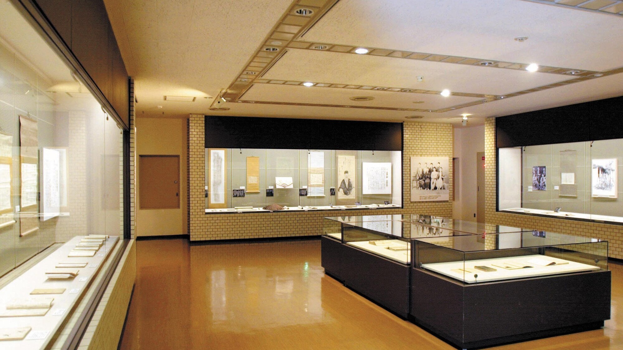 松山市立子規記念博物館 02