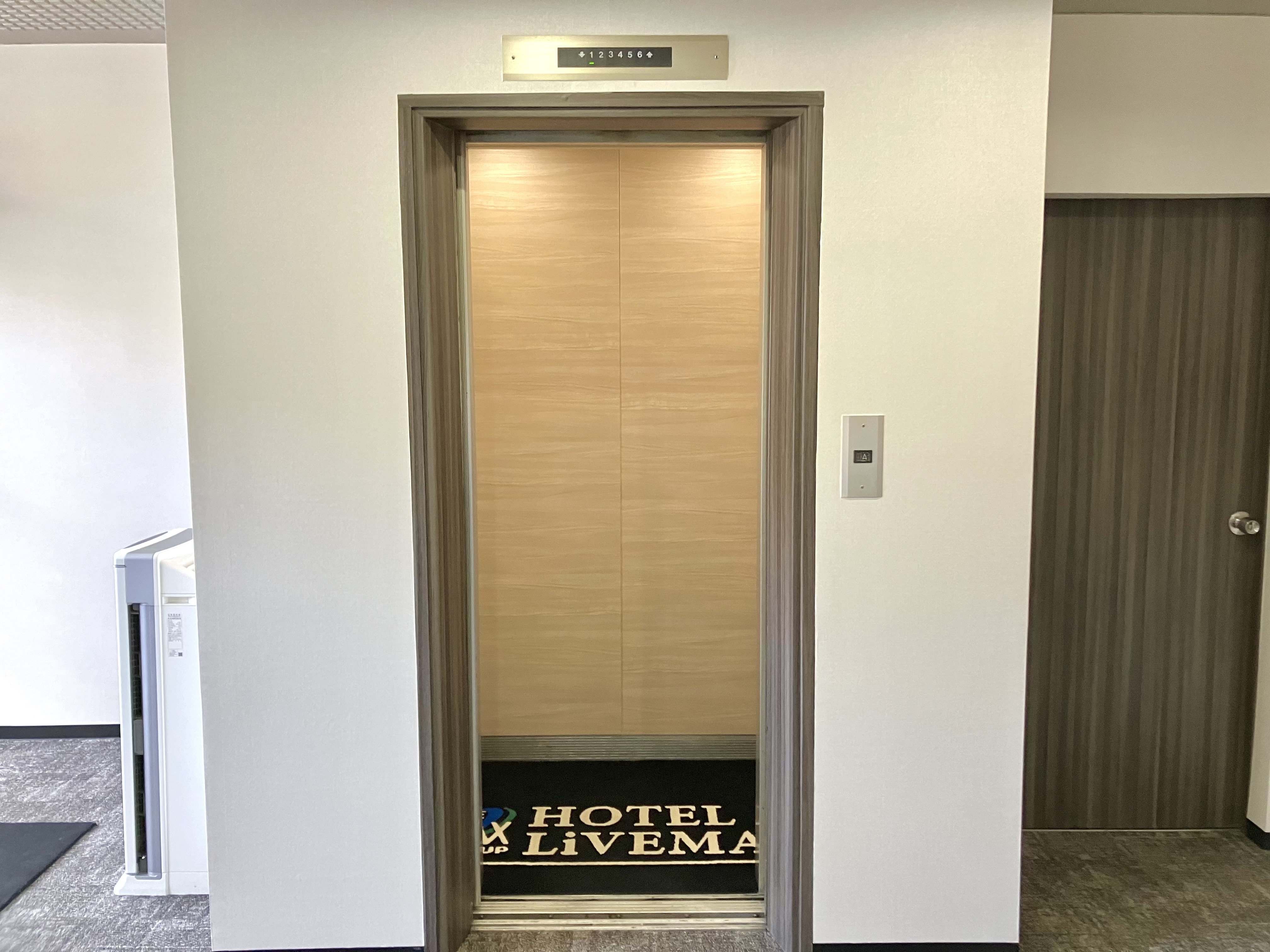 エレベーター