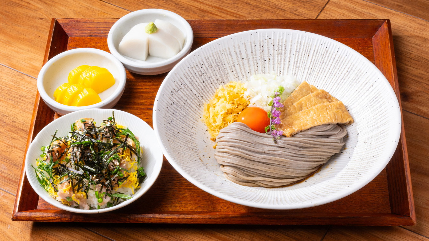 蕎麦（温又は冷）+「やま幸」ミニネギトロ丼又はミニサーモン丼