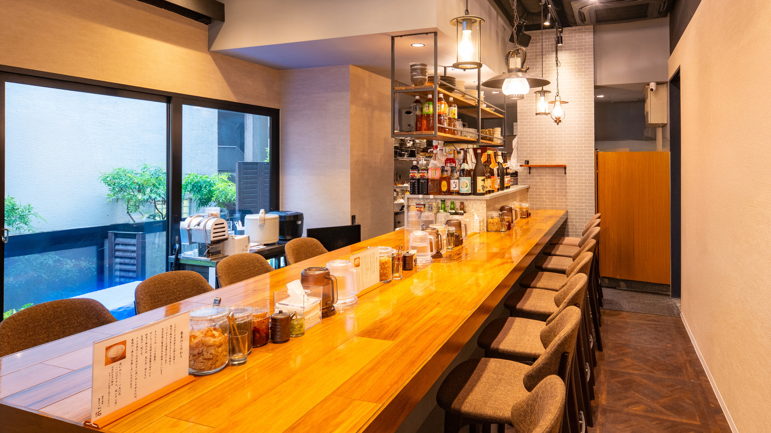 レストラン内観