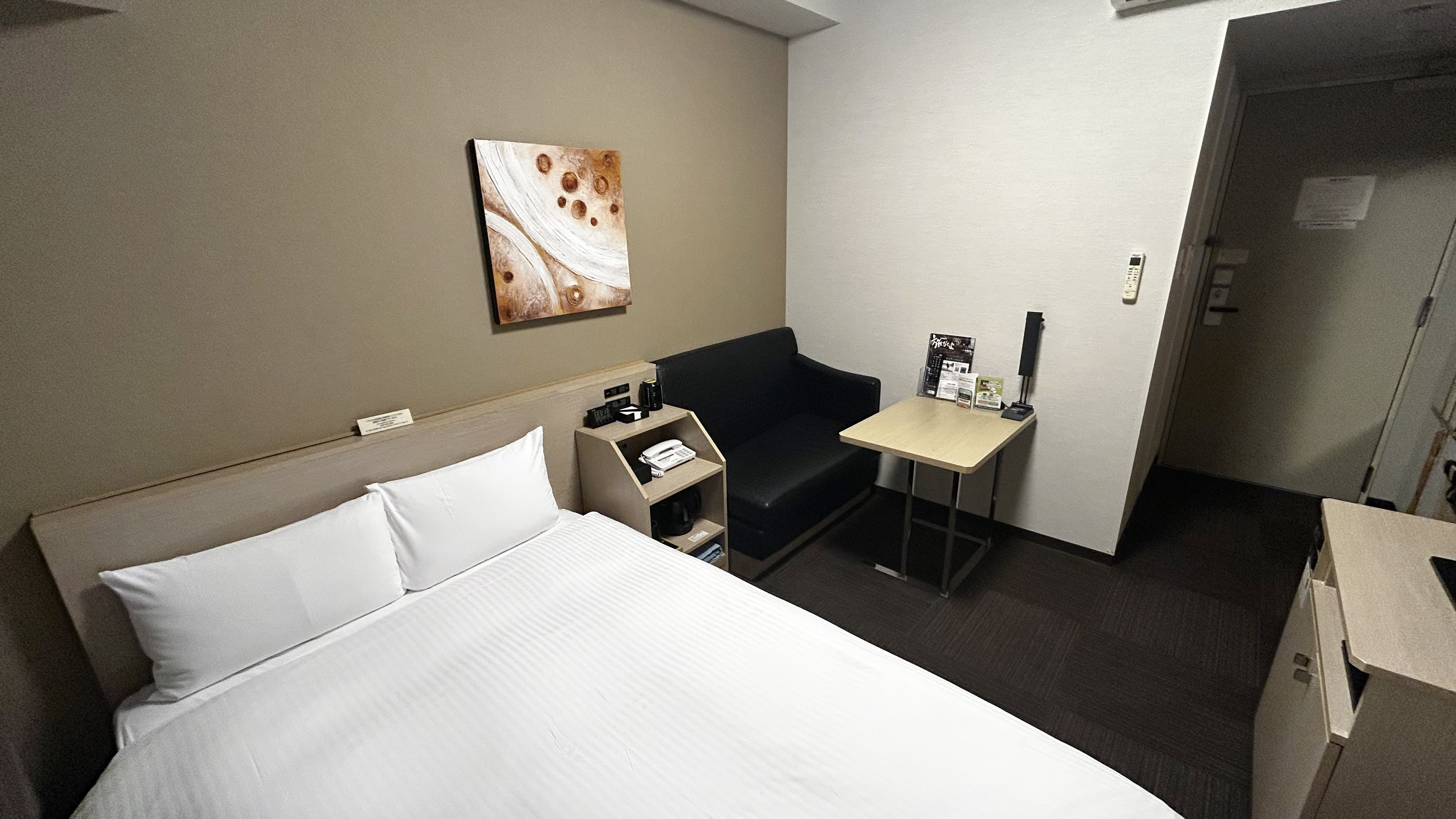 スタンダードセミダブルルーム2