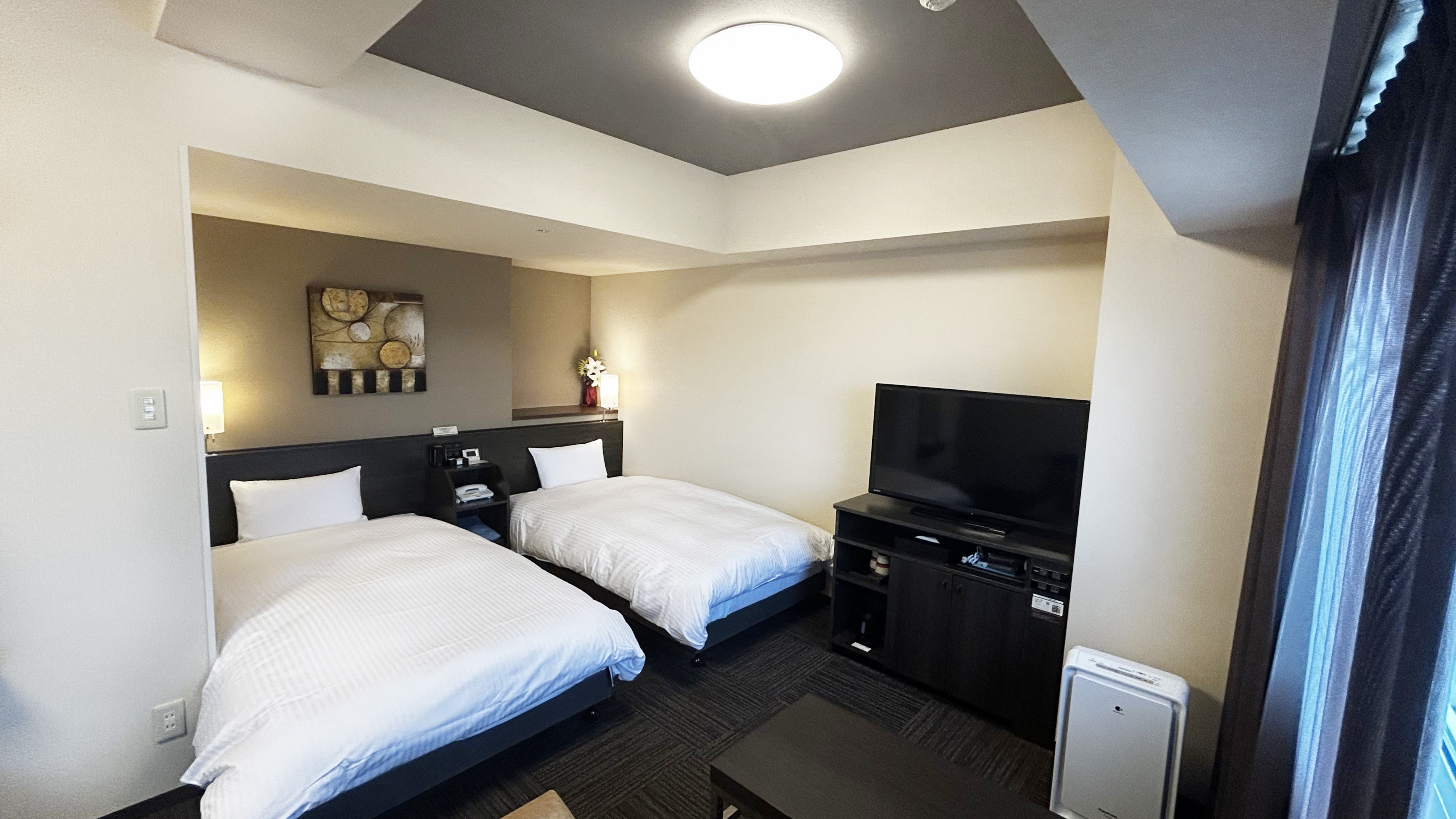 デラックスツインルーム1