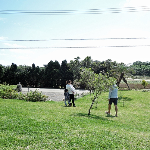 *【施設設備】庭造り沖縄ナンバーワンにもなったことがあるオーナー自慢の中庭です。