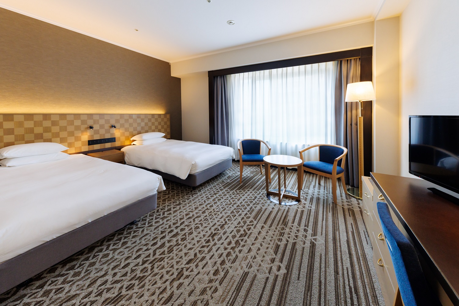 モデレートツイン