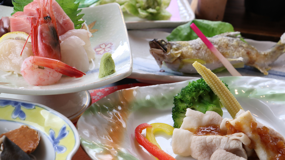 ■直前割■お日にち限定！≪山の和会席≫がおひとり様1，000円割引！旬の味覚と美肌の湯を堪能