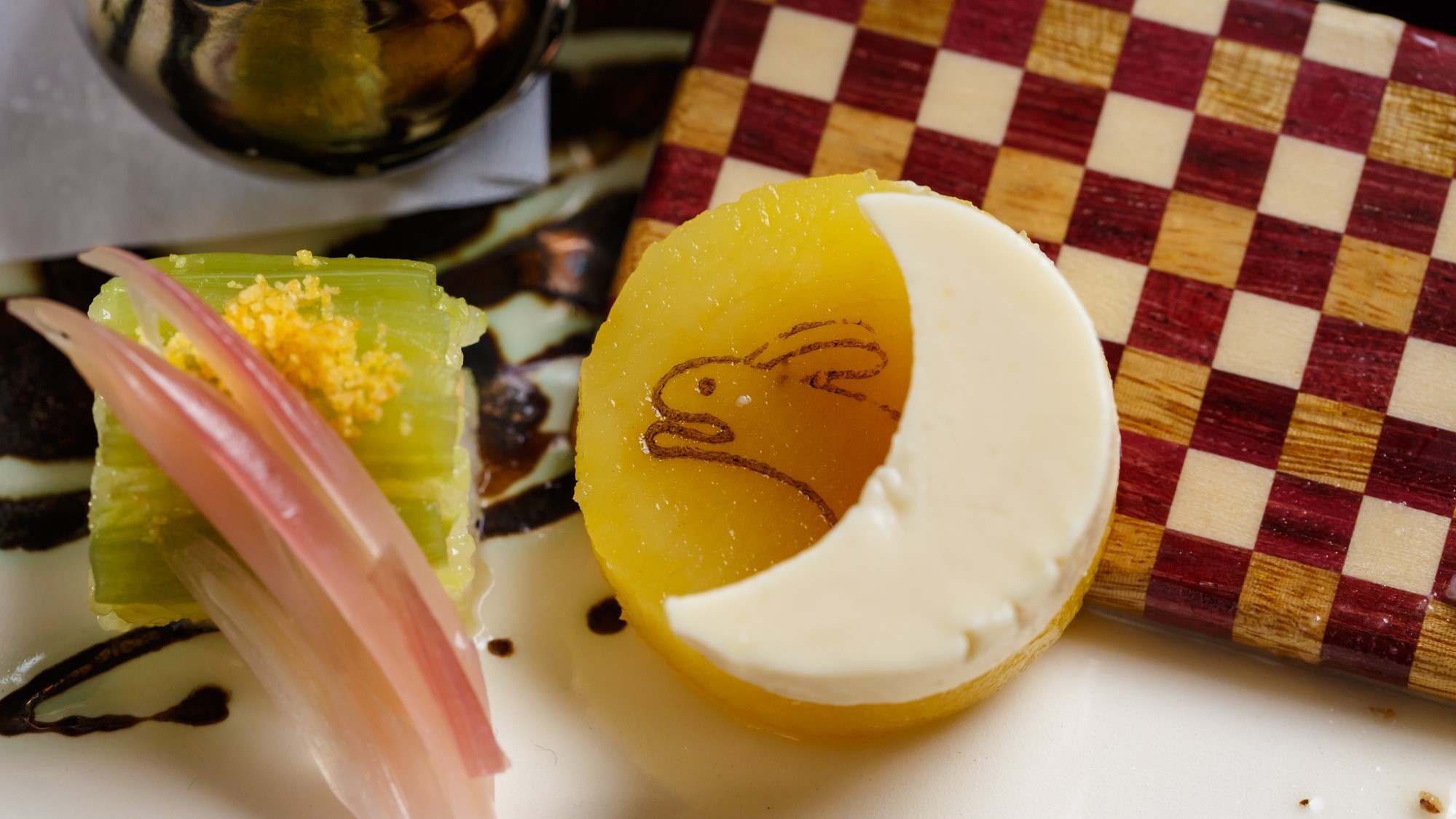 【夕食時一品料理付き】記念日やお祝いにおすすめ★お刺身盛り合わせor和牛陶板焼きよりご選択♪