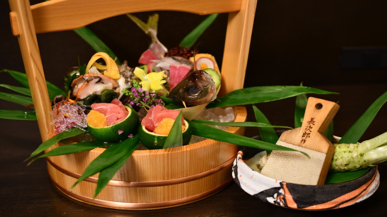 【夕食時一品料理付き】記念日やお祝いにおすすめ★お刺身盛り合わせor和牛陶板焼きよりご選択♪