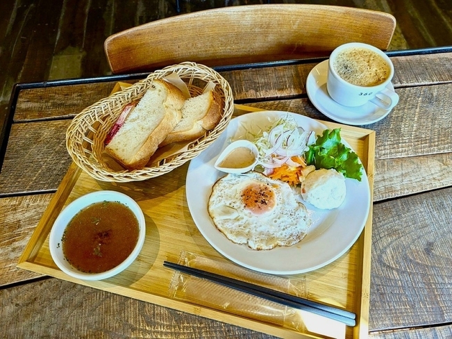 【サッと食べて、ホッと一息♪】戦うビジネスマンを応援！天然酵母パン朝食付＜朝食・ドリンクバー付＞