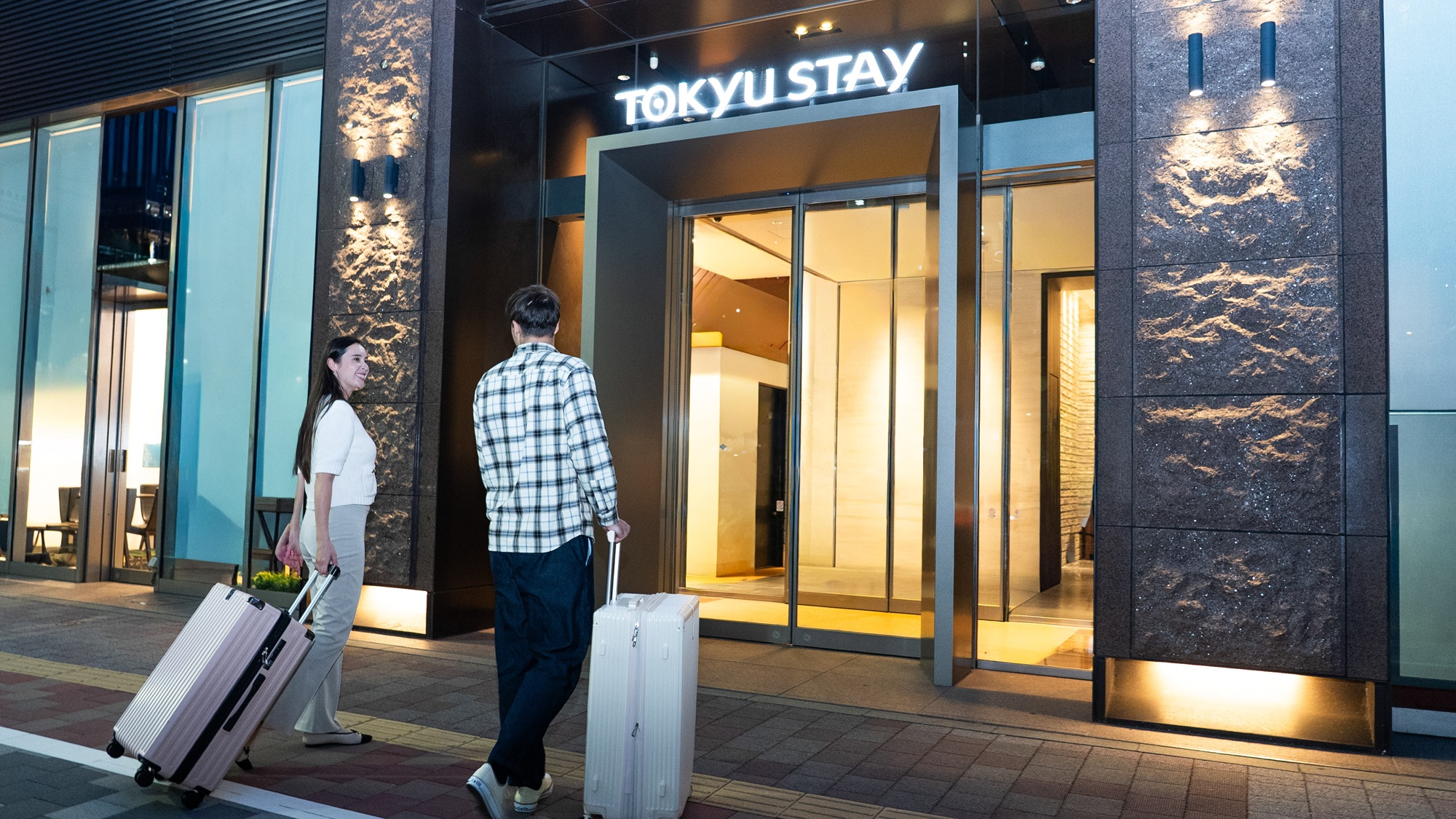 外観（エントランス）