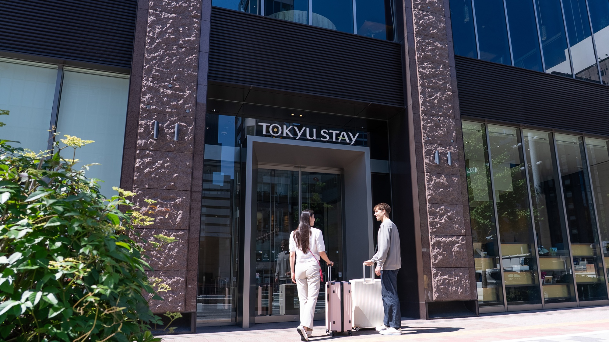 外観（エントランス）