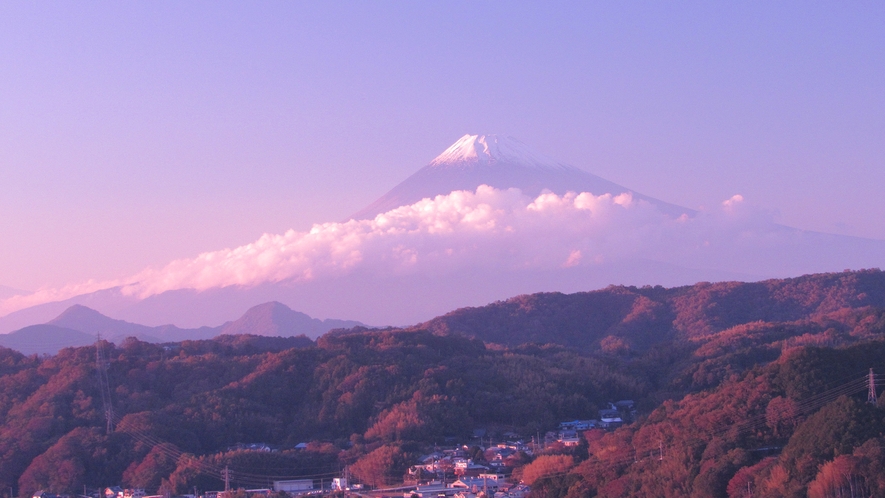 どの時間も富士山の美しさを引き出します
