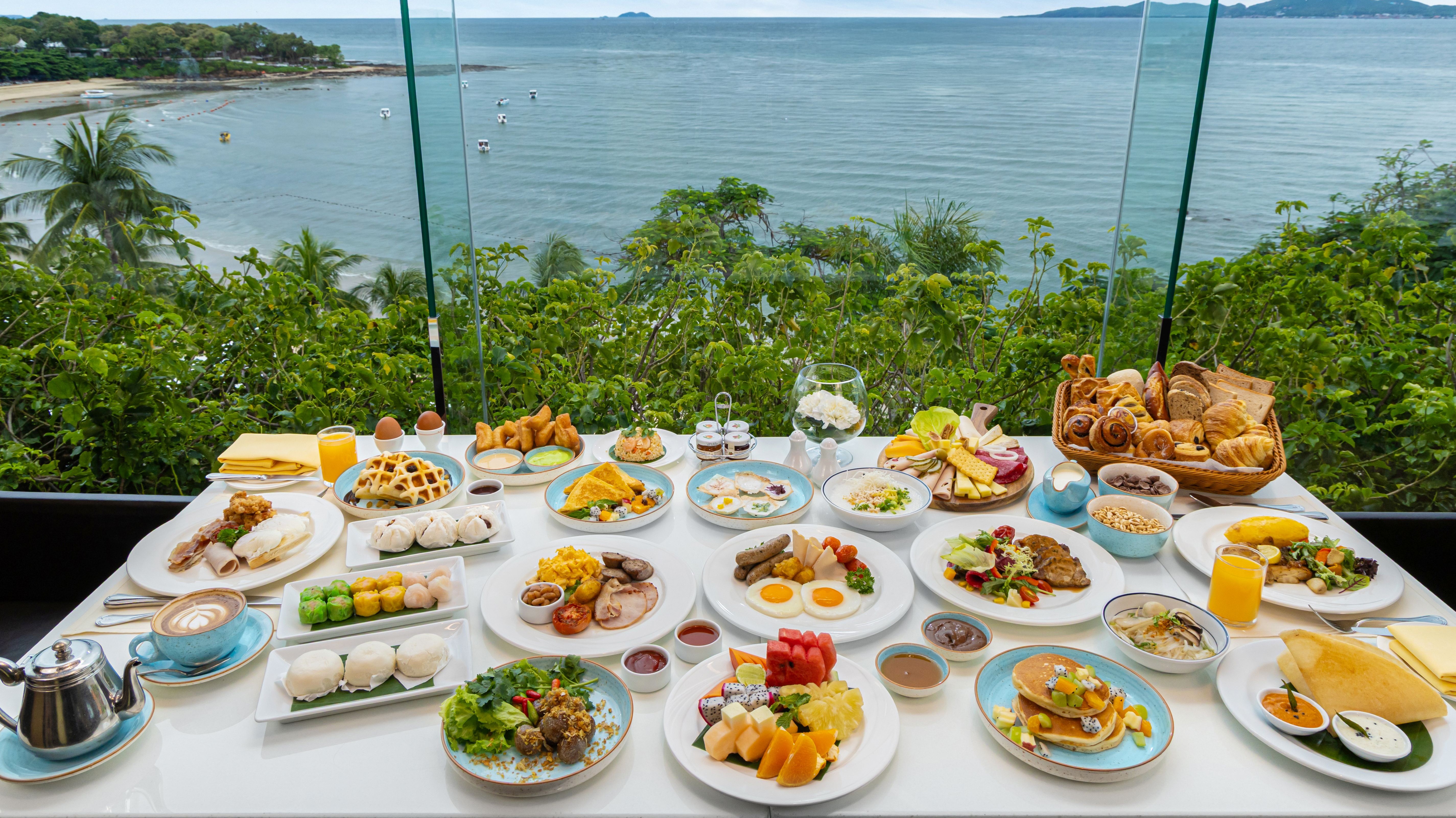 パノラマ（あらゆる味覚に応える料理）