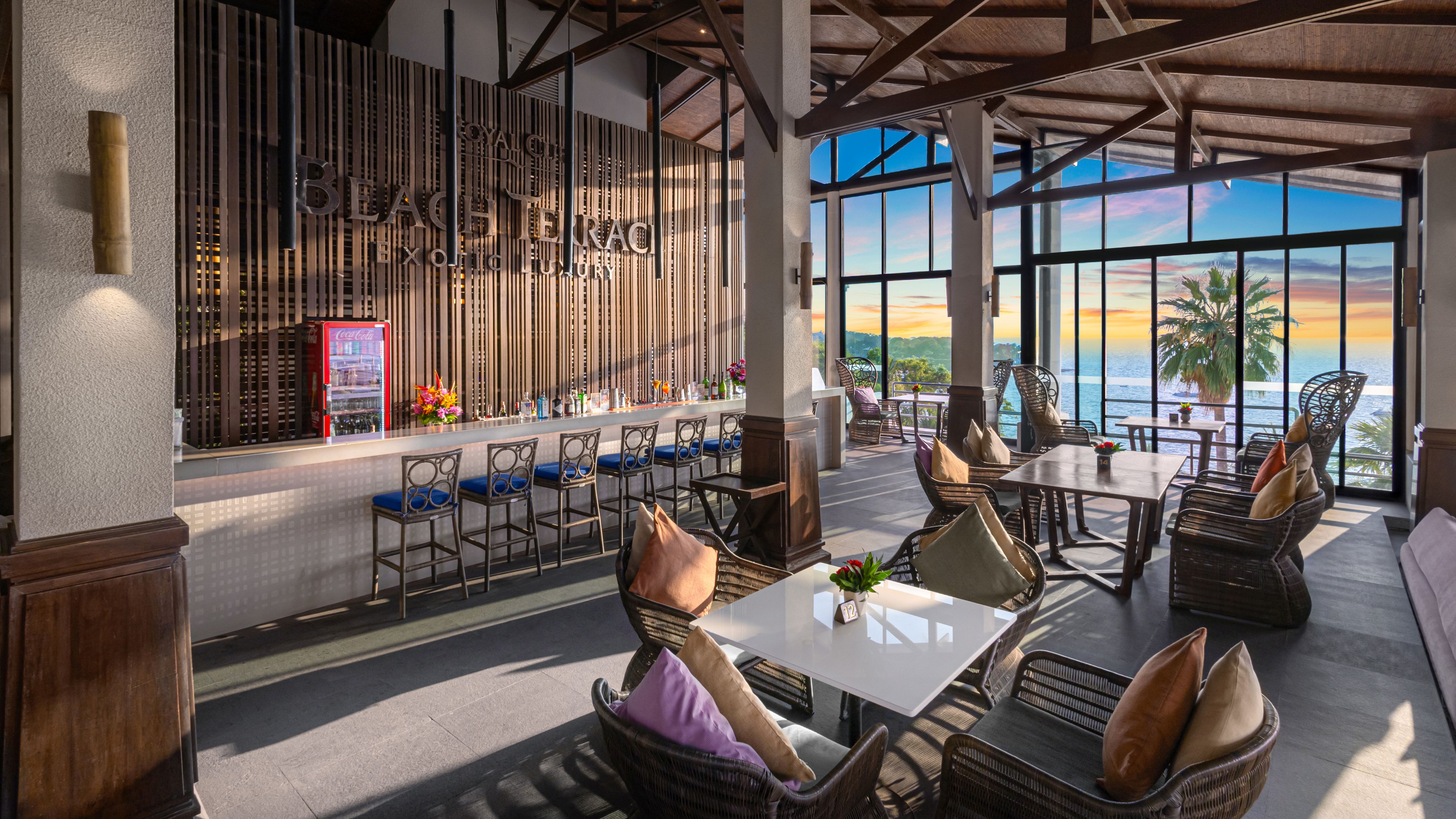 サンセットテラスバー