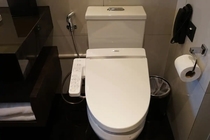 クラブルームバスルーム日本製洗浄付トイレ
