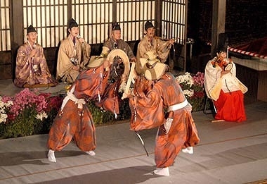 【秋得】２食付き★A5ランク富山県産氷見牛と秋の味覚満喫♪地酒三笑楽純米吟醸酒付プラン