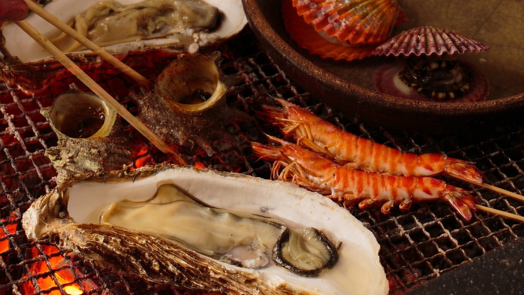 【夕食評価 九州No.1】車海老・さざえ・岩牡蠣など新鮮な魚介類を職人が目の前で焼く『磯あそび会席』
