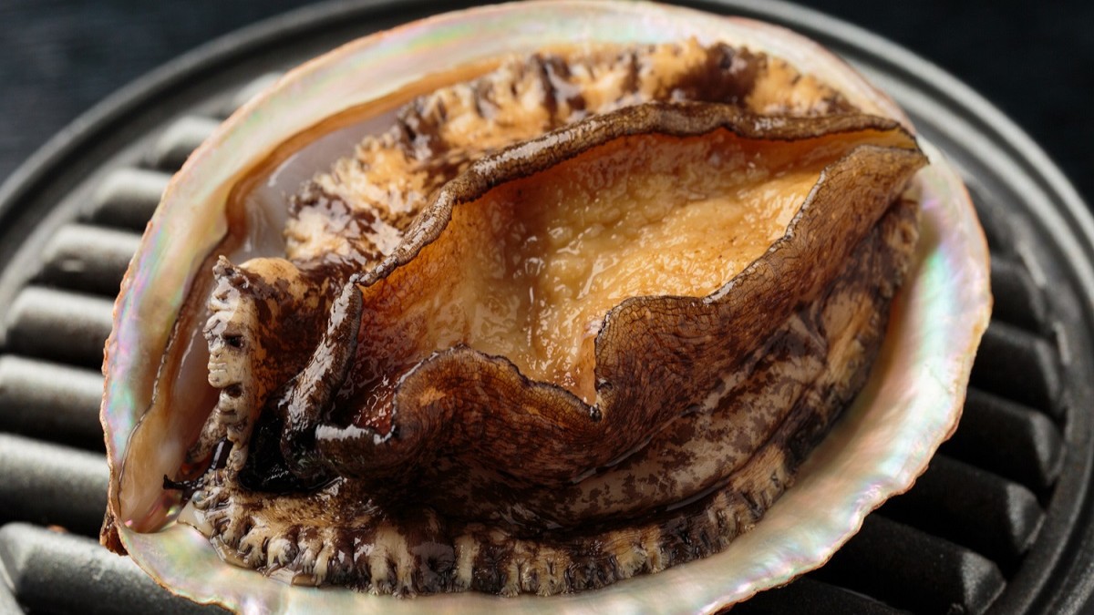 【「ワンランク上」の選べる特選一品】あわびの踊り焼き