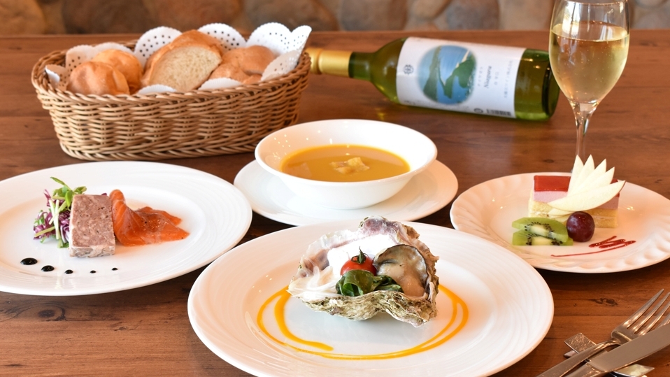 【2食付：お魚コース】日本海の鮮魚をメインにしたハーフコース★素材を活かした旬の味覚を堪能