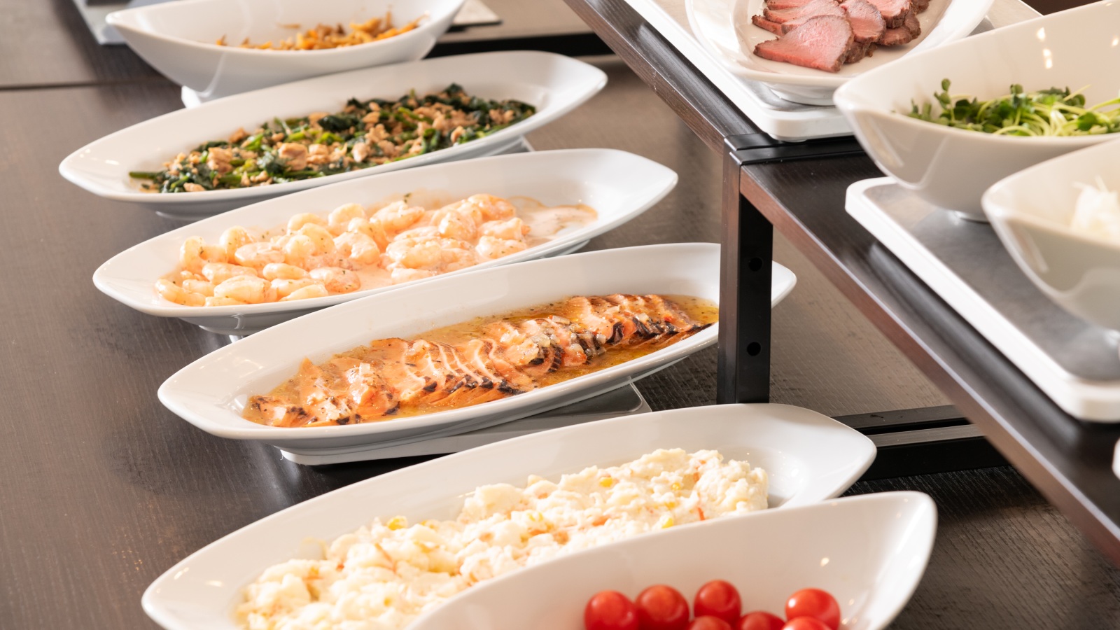 一品一品シェフが丁寧にご用意した朝食バイキング