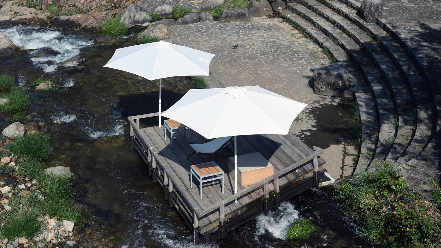 【素泊まりプラン】深さ１２０cm！？名物＜貴妃湯体験＞柔らかな泉質、すべすべ美肌！