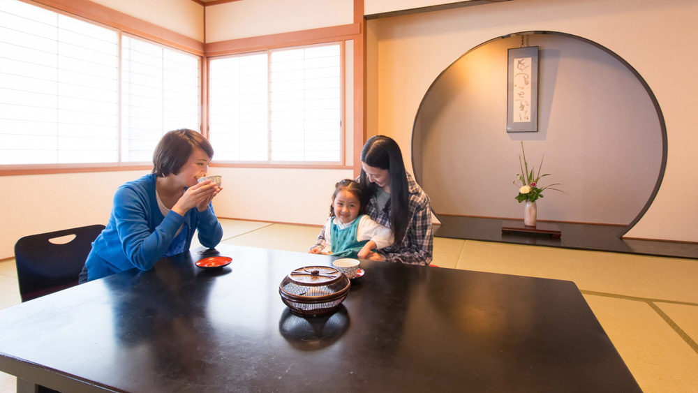 ■食事会場おまかせ■【音信館１０畳】掘りごたつ、バストイレ付