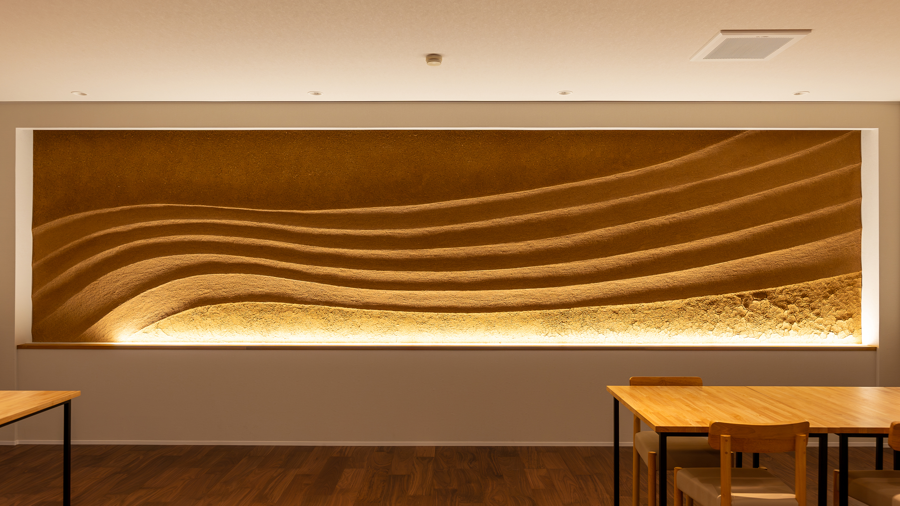 メインダイニング「楓」(かえで)