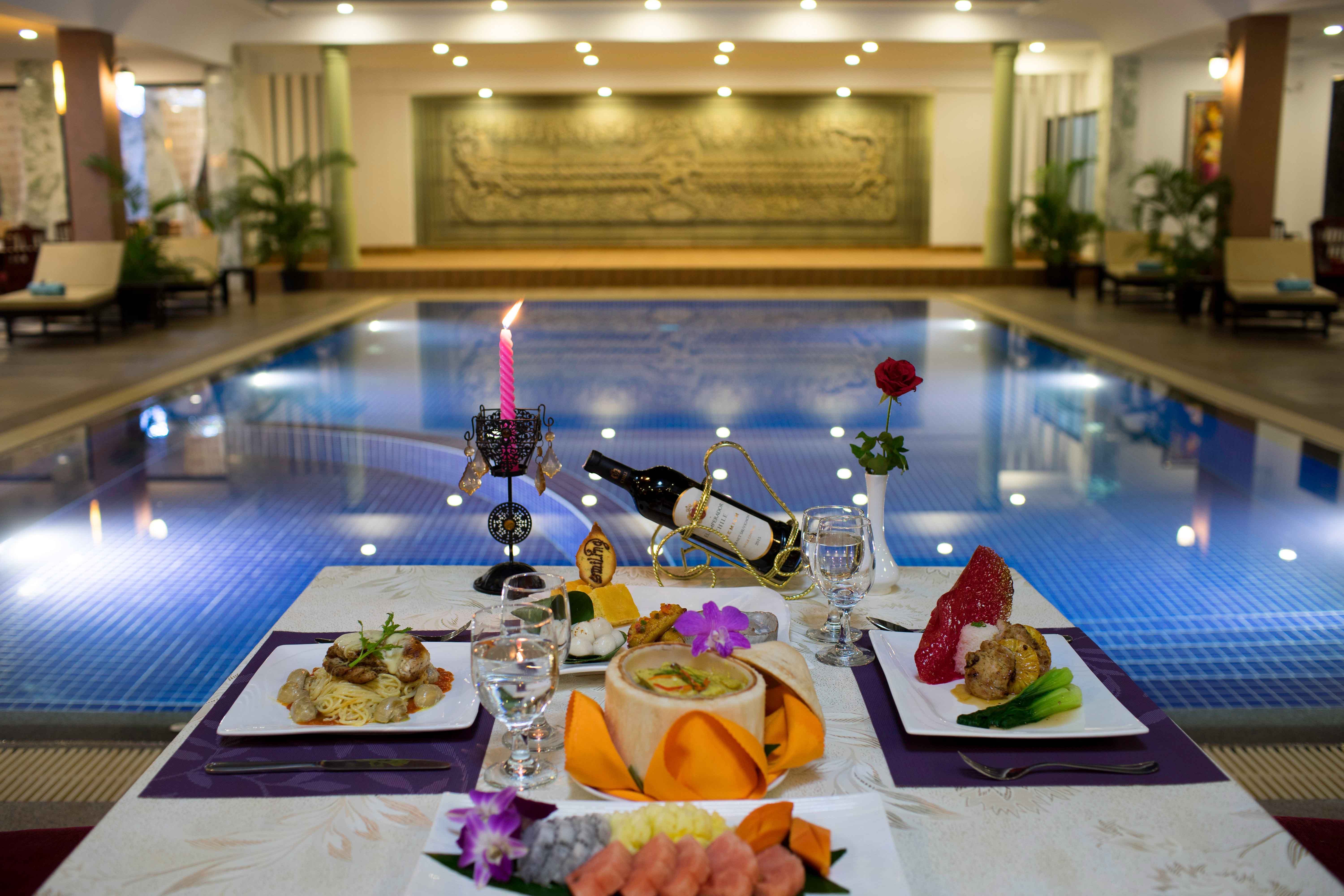 Swimming Pool with Set Dinner