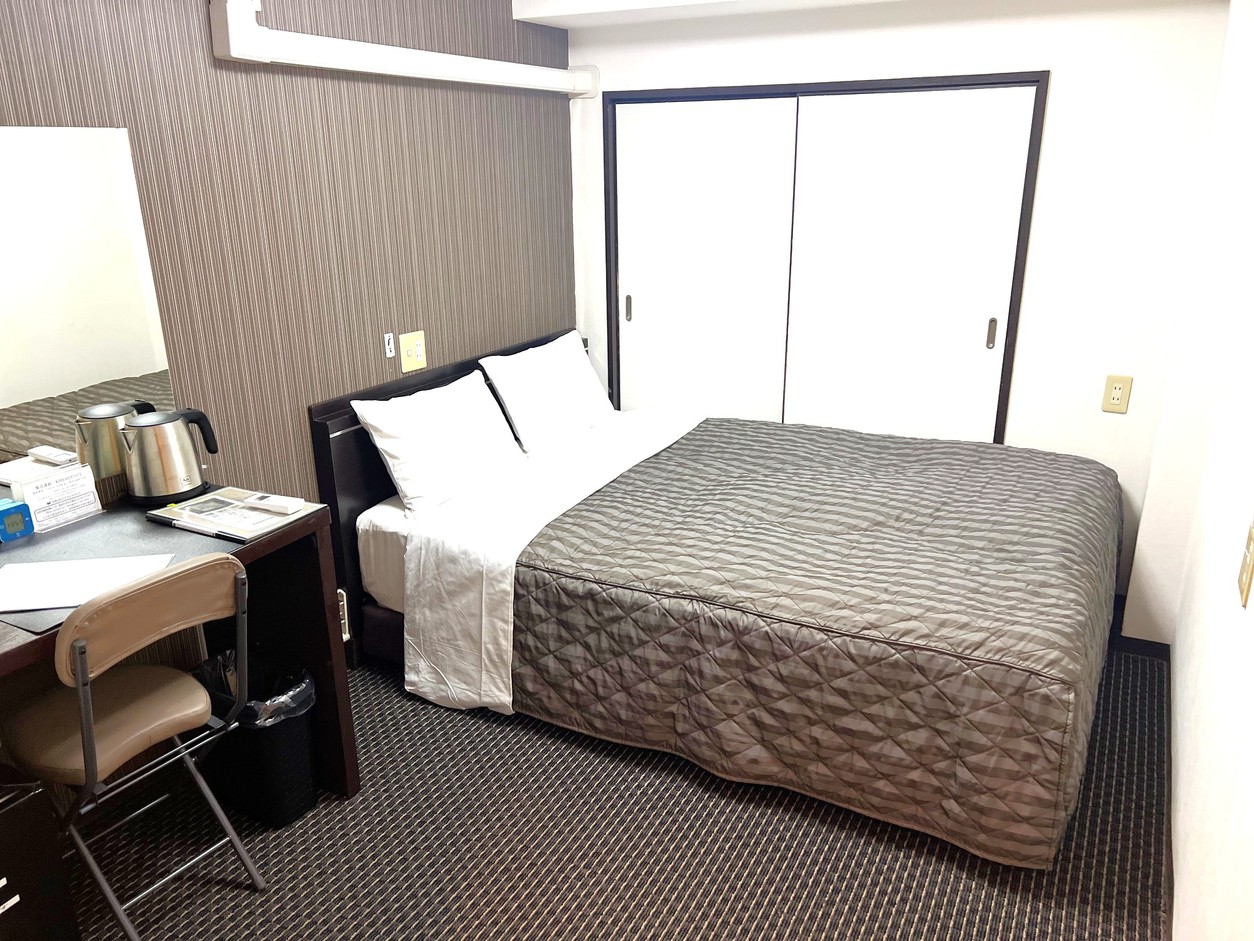 ダブルルームベッド