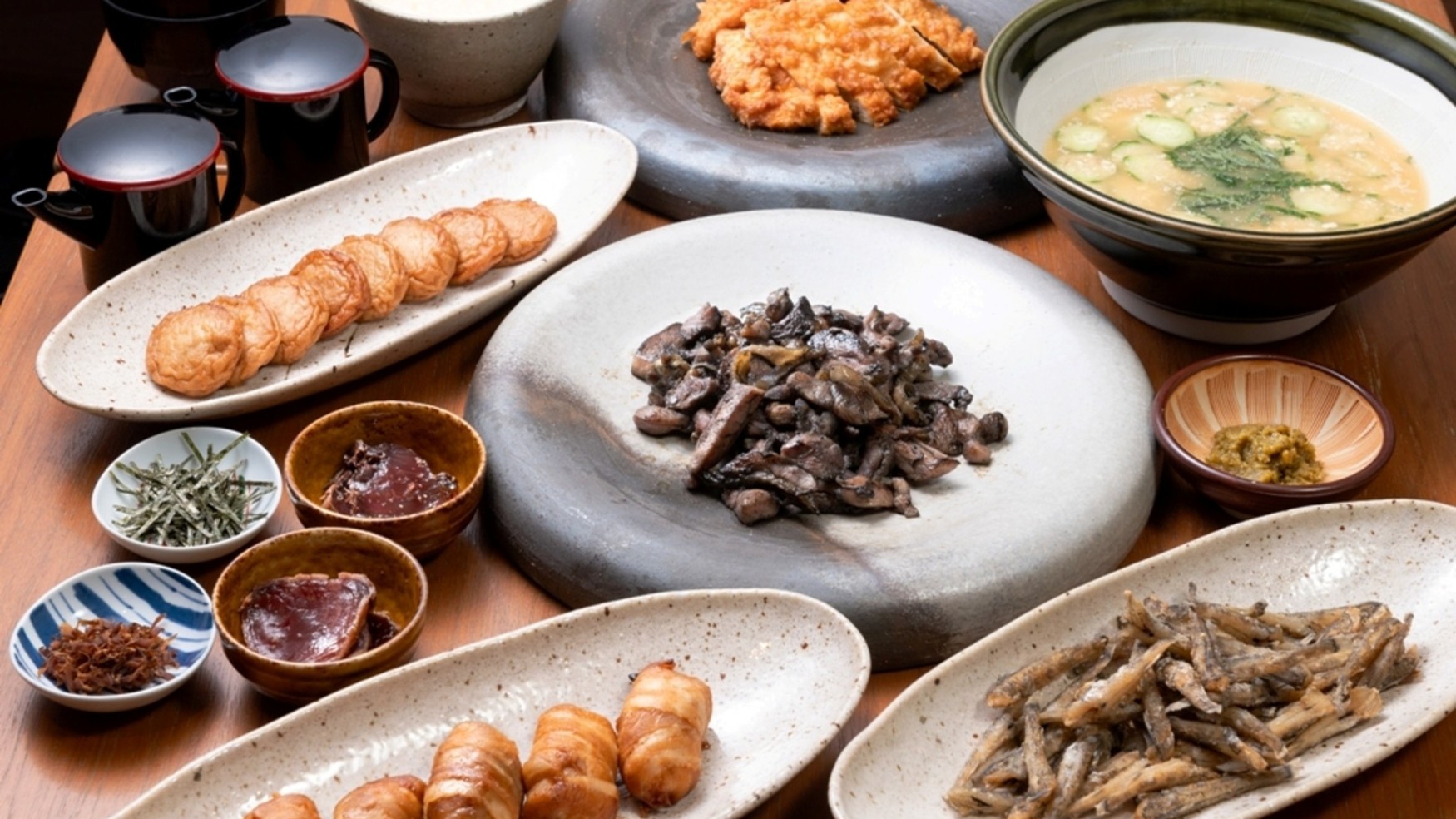 ビュッフェ　宮崎名物　